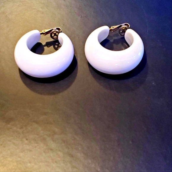 Trifari Accessories - Vintage signed Trifari Crown Clip on Earrings.